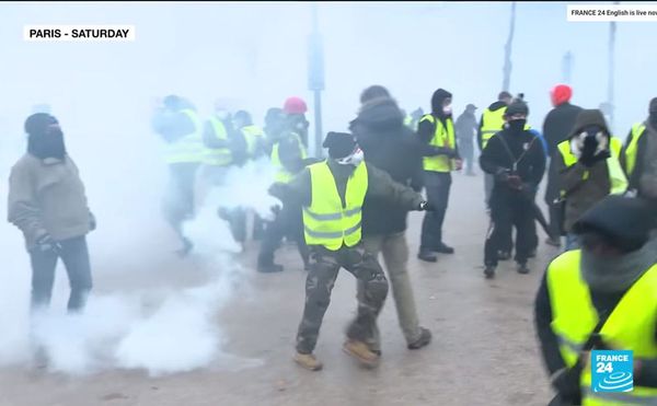 As "Yellow Vest" Protests Rip Through France, Paris Museums and Galleries Close