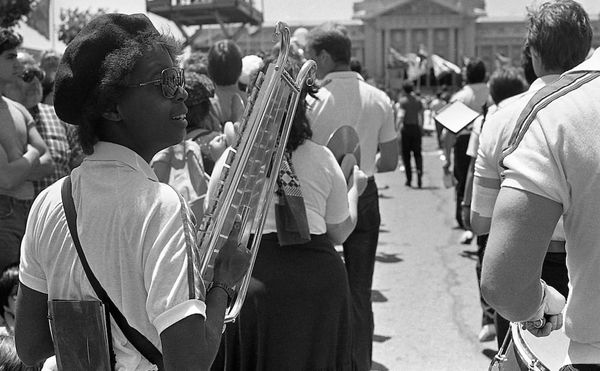 Spotlighting Lesbian Artists as Central Players in California’s Queer History