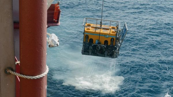 The New Technological Cold War Runs Through a Cable on the Ocean Floor