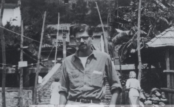 Allen Ginsberg: Poet on the Move