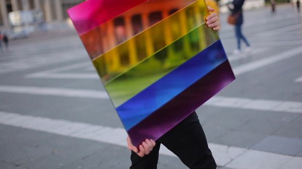 See Vibrant Works of Contemporary Glass From Around the World