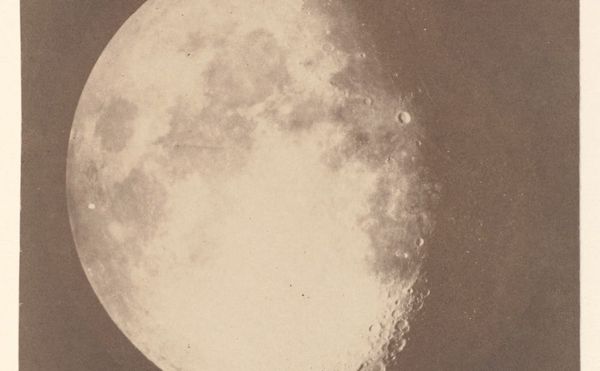 The Vernacular of Space Through Images of the Moon