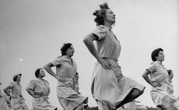 The Women Photojournalists Who Blazed Trails in the 1940s and '50s