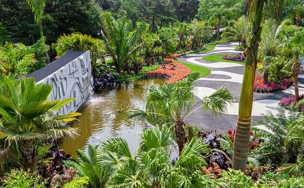 The Visionary Modernist Gardens of Roberto Burle Marx