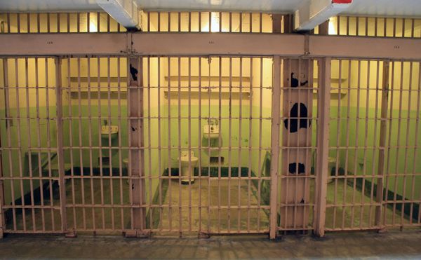 Prisons Are Responsible for the “Nation’s Largest Book Ban,” Says PEN America