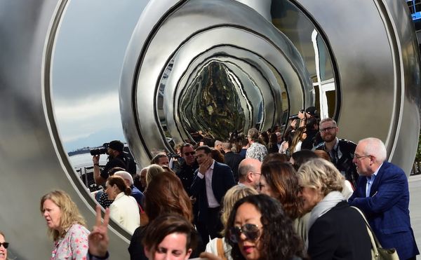 Kiss, Hug, or Get Lost in Olafur Eliasson’s Giant Reflective Spheres