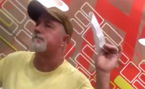 Spanish-Speaking Art Students Clapback at Man Who Told Them to "Speak English"