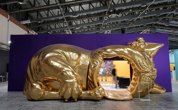 Art Jakarta's Extravagance and Chaos