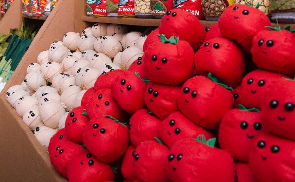 This Artist's Deli, Where Everything Is Made of Felt and Too Adorable to Resist