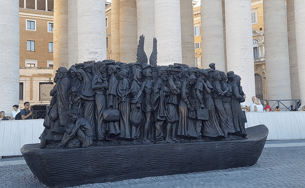 Vatican Unveils New Sculpture as Homage to Refugees