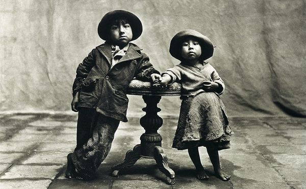 Irving Penn's 1948 Vogue Photograph of Peruvian Children Sells for Over $93,000