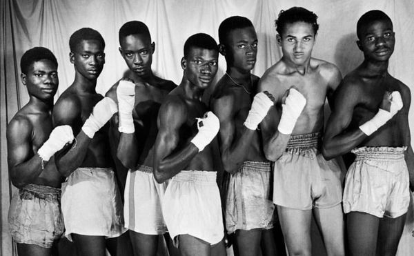 The Glamour of 1950s Senegal in Photographs