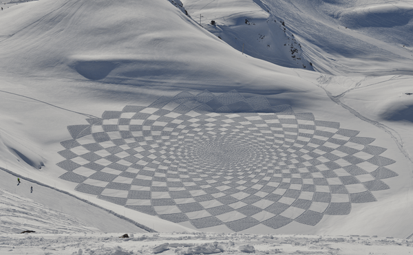 This Former Engineer's Impressive Snow Art Will Blow Your Mind