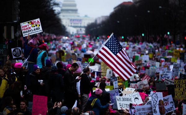 National Archives Apologizes for Altering a Photograph of the 2017 Women's March