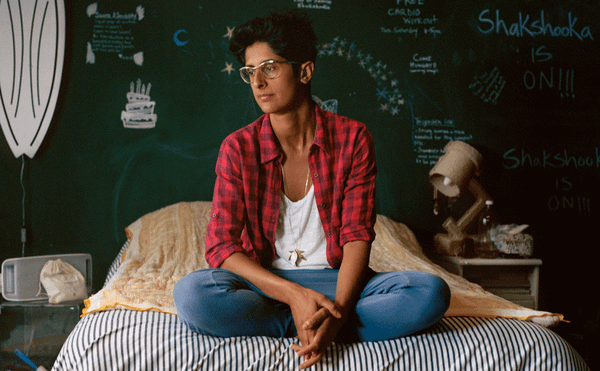 A Kuwaiti Artist Photographs Women in the Intimate Sanctuary of Their Bedrooms