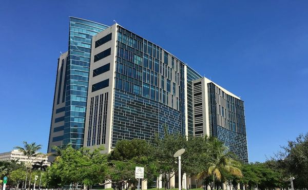 Trump Wants to “Make Federal Buildings Beautiful Again” by Imposing Classical Style