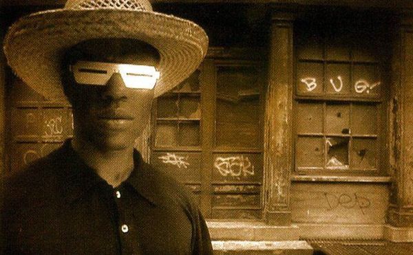 Experimental Films Contemplate the Future From an "Endangered Present"