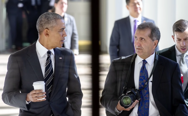 What Does Obama and Reagan’s Official Photographer Think About Trump?