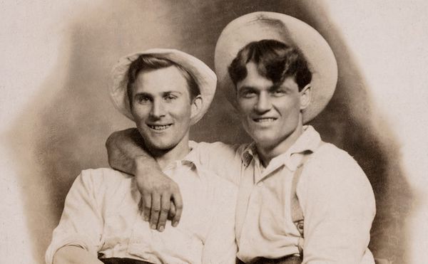 100 Years of Photographs of Gay Men in Love