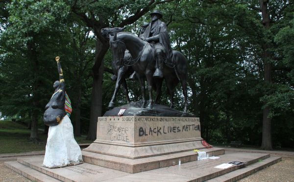 Mellon Foundation Will Distribute $250M to Reimagine US Public Monuments