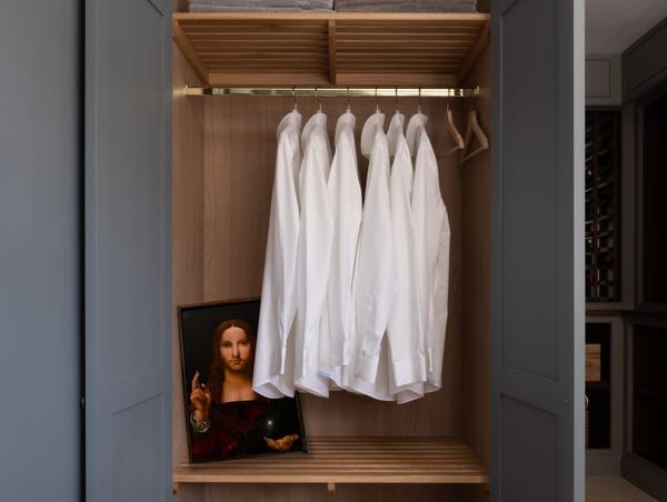 Copy of Salvator Mundi Discovered In Naples Apartment