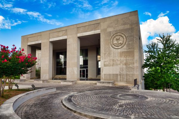 Mississippi Returns Stolen Remains of Chickasaw People in States Largest Repatriation