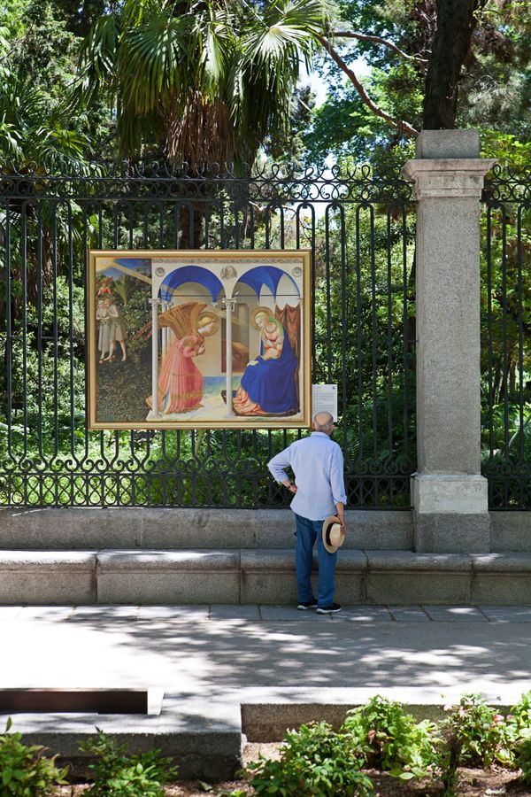 Prado Museum Hangs Replicas of Goya, Velázquez, and More Around Madrid