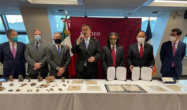 Looted 16th-century Manuscripts Are Returned to Mexico's National Archive