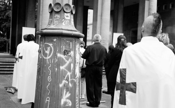 Philadelphia Museum of Art Hosts a Lecture With Street Photographer Akinbode Akinbiyi
