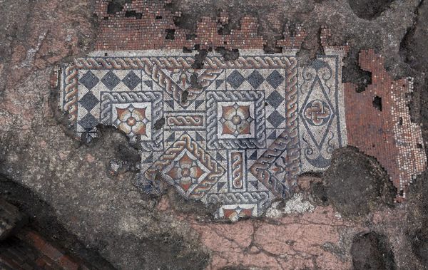 Large Roman Mosaic Discovered in Central London