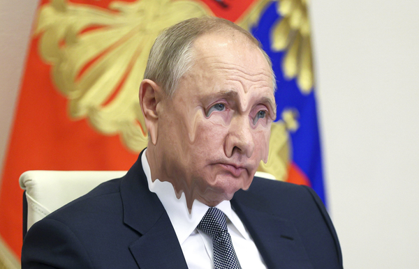 Paris Wax Museum Ditches Putin