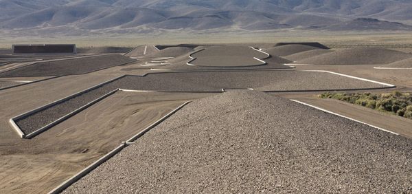 Michael Heizer’s Empty Empire
