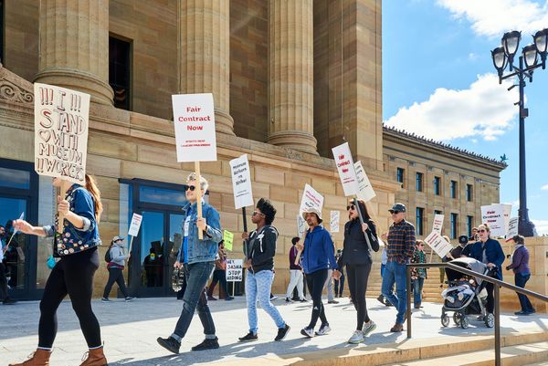 Beleaguered Philadelphia Museum of Art Disables Social Media Comments