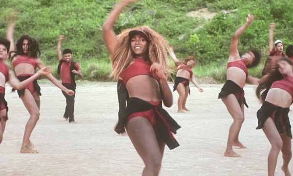 Searching for Brazilian Identity Between Performance and Life