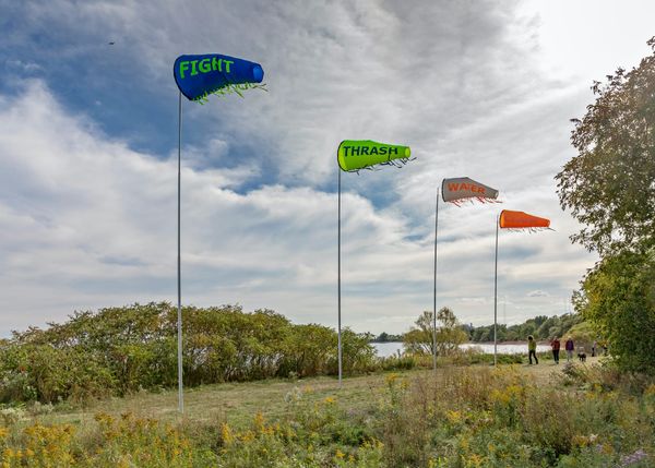 When Does Representation Stop Mattering?