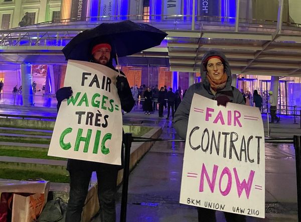 "Fair Wages Are So Chic": Workers Rally at Brooklyn Museum Gala
