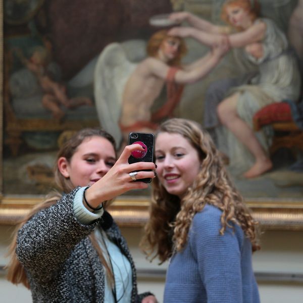 Enough With the Selfies; Look at the Art