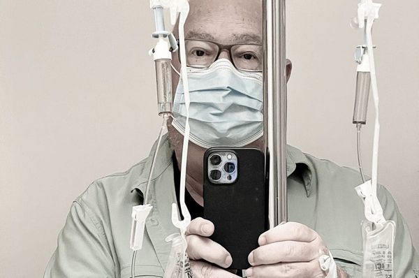 Photographer Captures His Journey With Terminal Cancer