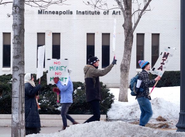 Minneapolis Museum Workers Say “No Money, No Monet”