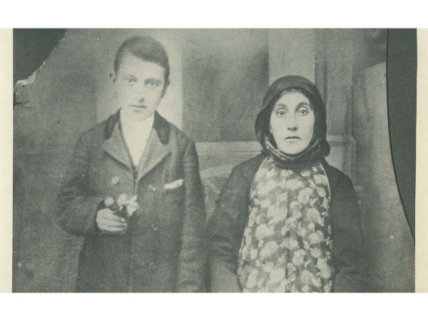 Uncovering the Photographer Behind Arshile Gorky's Most Famous Painting