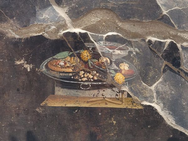 “Pizza” Depicted in Pompeii Fresco Is Sadly Just Focaccia