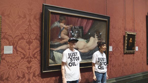 Climate Activists Smash Velázquez Painting at UK’s National Gallery