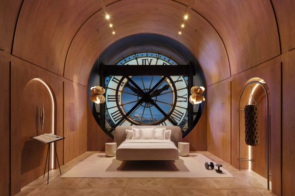 Musée d'Orsay Offers Two Guests a Free Night in Its Iconic Clock Room