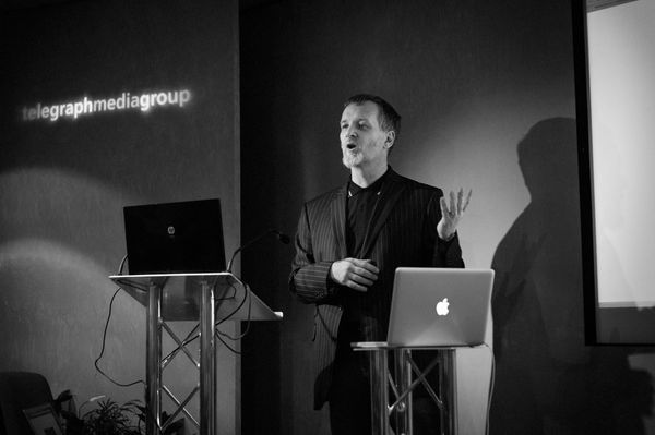 Award-Winning Photojournalist Paul Lowe Killed in Stabbing