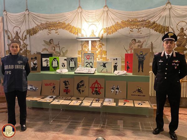 Italy Seizes Over 2,000 Artworks Linked to Art Forgery Scheme