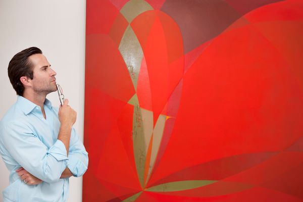 Majority of Artists Only Read Reviews of Their Own Work, Survey Finds