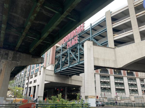 A Group of Friends Walks Into a Mall, and Stays for Four Years