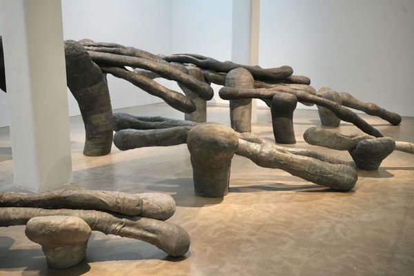 A Late Feminist Sculptor Who Plumbed the History of Human Migration