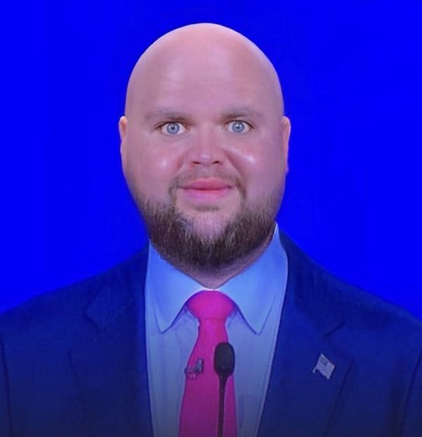 US Agencies Say They Have “No Records” of Tourist Flagged for JD Vance Meme