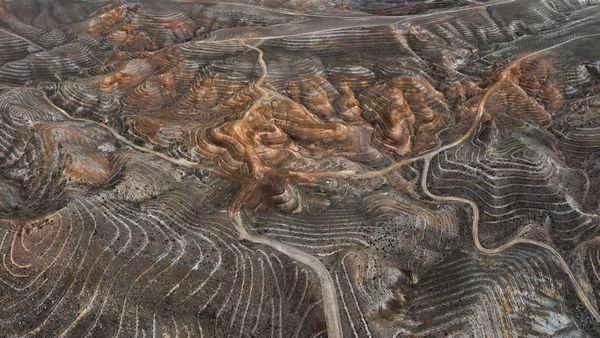 Borusan Contemporary Presents Edward Burtynsky: Shifting Topography